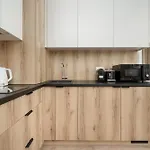 Zwycieska Z Klimatyzacja, Free Garage By Renters Apartamento *