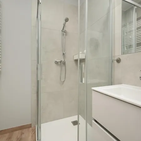 Zwycieska Z Klimatyzacja, Free Garage By Renters Apartamento